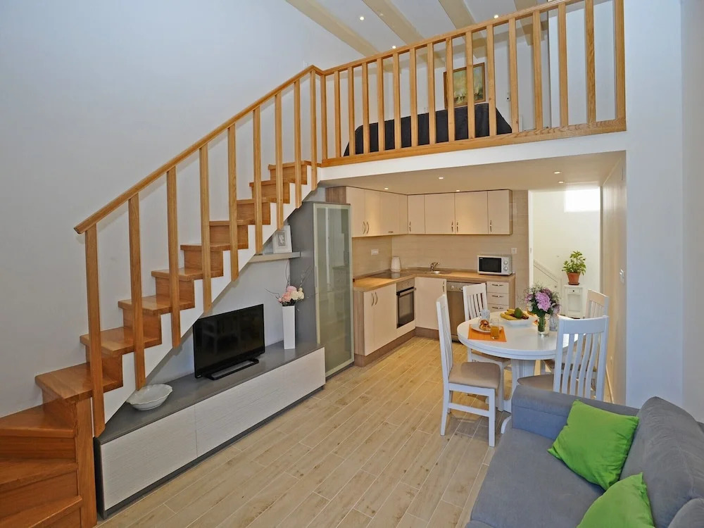 Atento Apartments