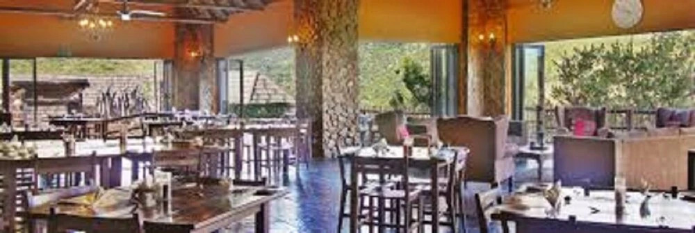 Mabalingwe Uzuri Game Lodge