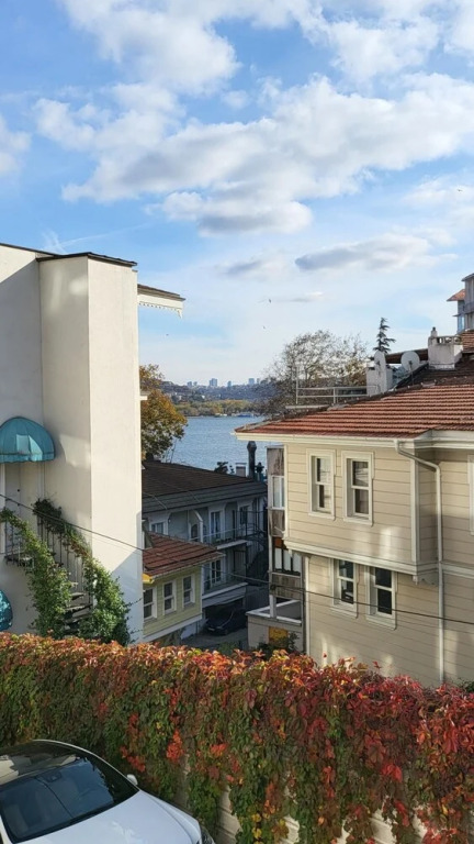 Chic Flat in Sariyer With Balcony and Sea View