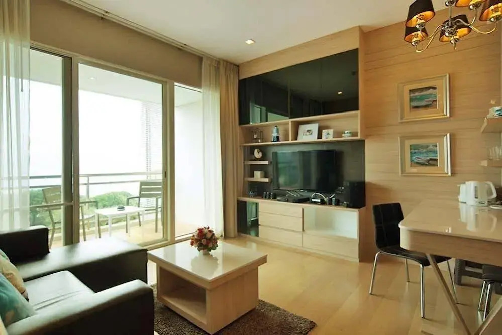 Reflection Jomtien Beach Condo by Dome