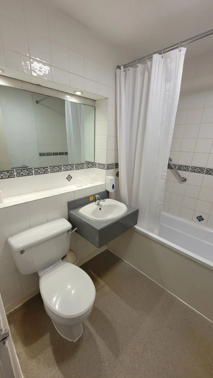 Heathlands Hotel