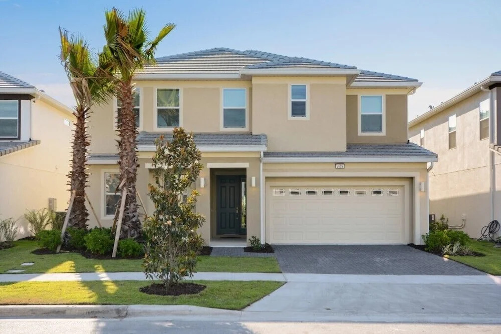 10 Bed New With Pool/spa With Lake View! 10 Bedroom Condo