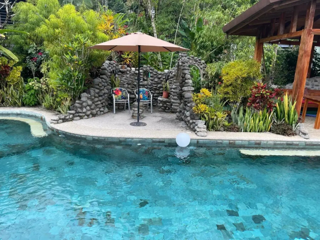 Casitas Del Rio Riverfront Nature Lodge