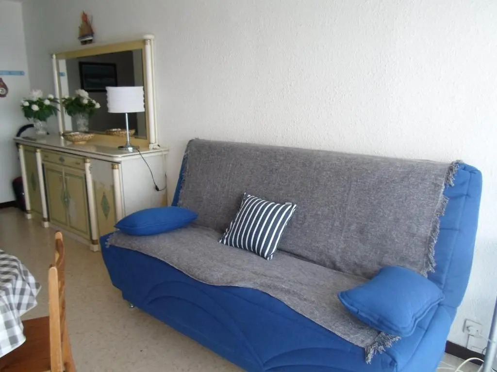 Appartement Balaruc-les-Bains, 1 pièce, 4 personnes - FR-1-503-69