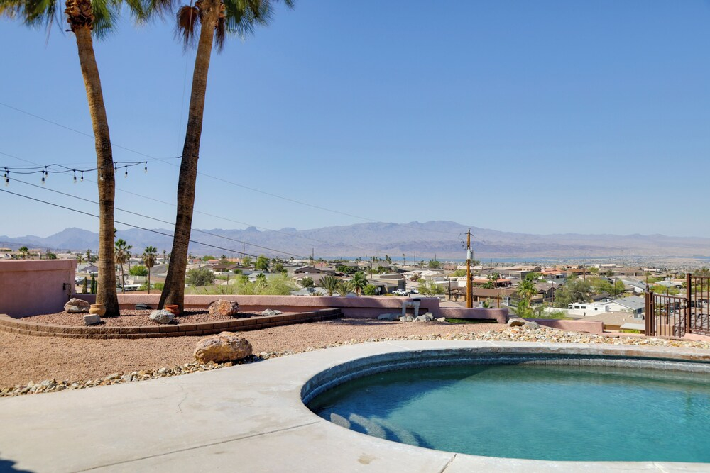 Patio + Lake Havasu View: Scenic Gated Retreat!
