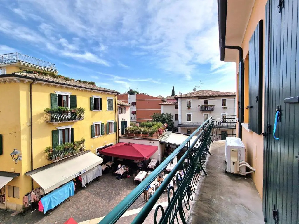 CENTER VIEW apartment