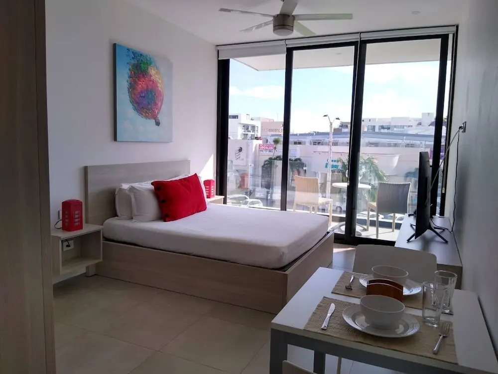 Studio close to 5th Av, with Amazing Roof Pool View, Gym, Spa and more