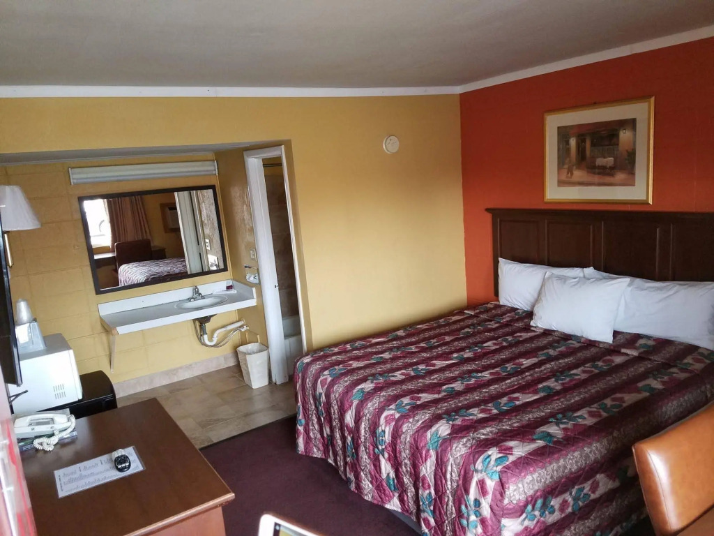 Guest House Motel