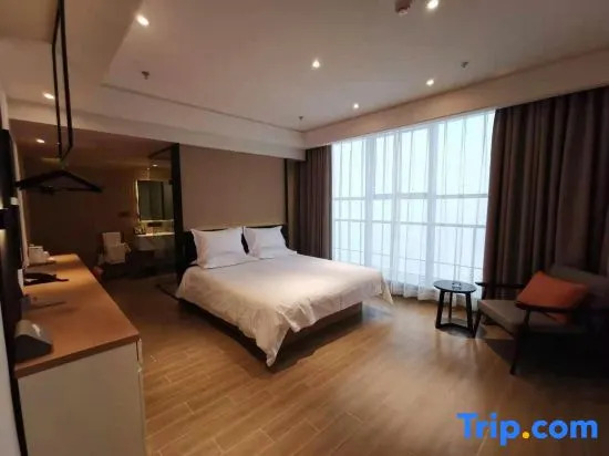 Urumqi Wanzhou Hotel