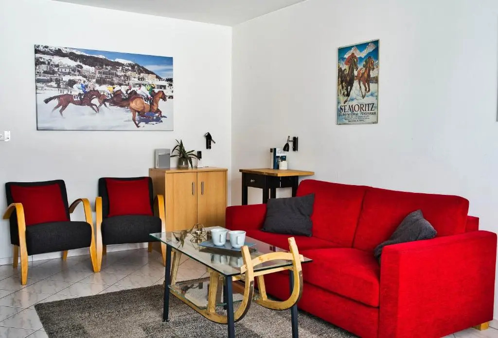 swissme-Seeblick-Balkon-55qm-Parkplatz-Nahe Bergbahn