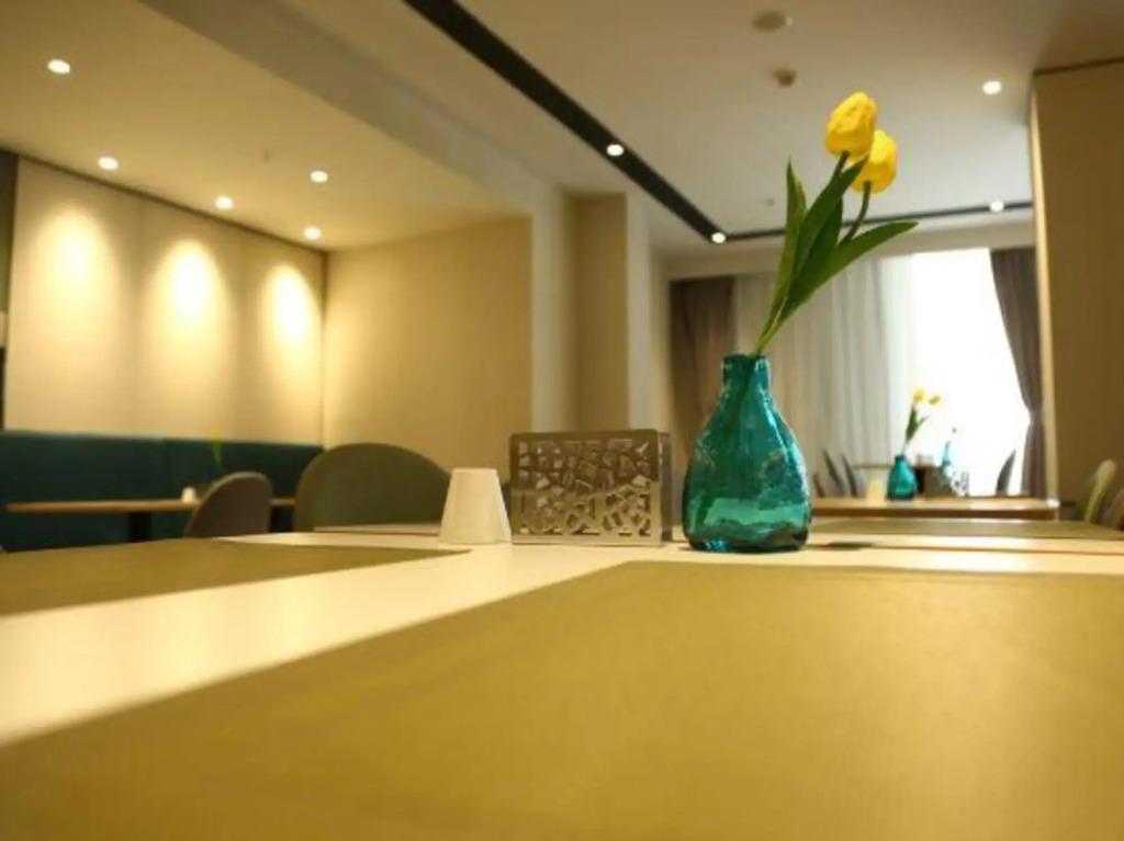 Homeinn Selected Hotel (Yingkou Jinniushan Street Wanda Plaza)