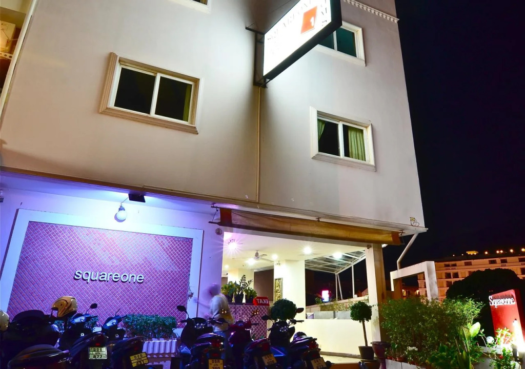 Square One Hotel Patong