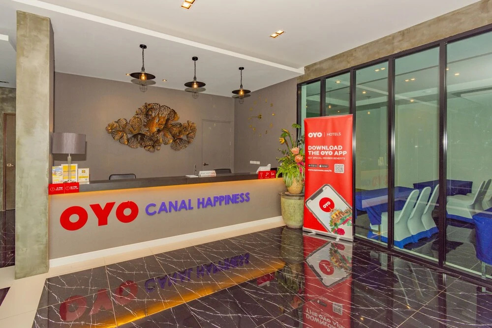 Oyo Canal Happiness