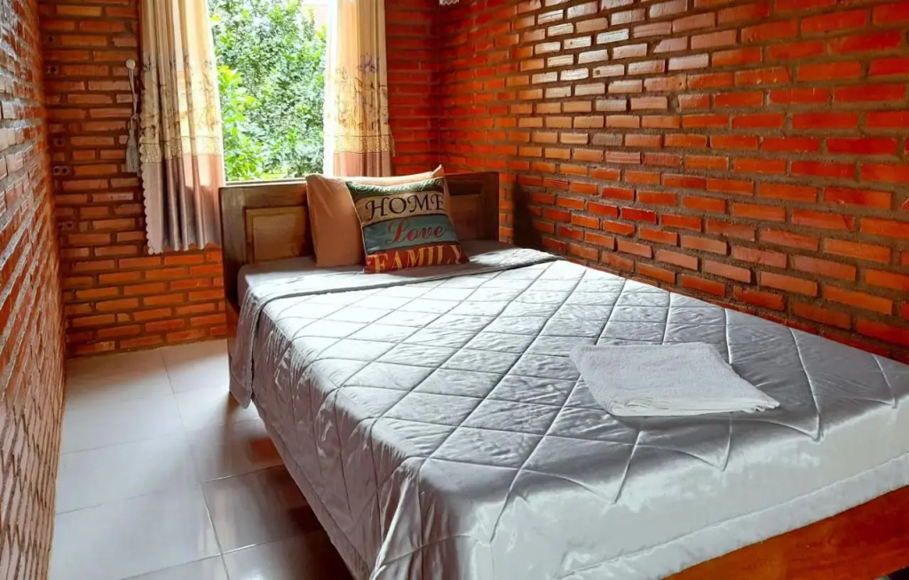 Cat Tien Backpackers Hostel