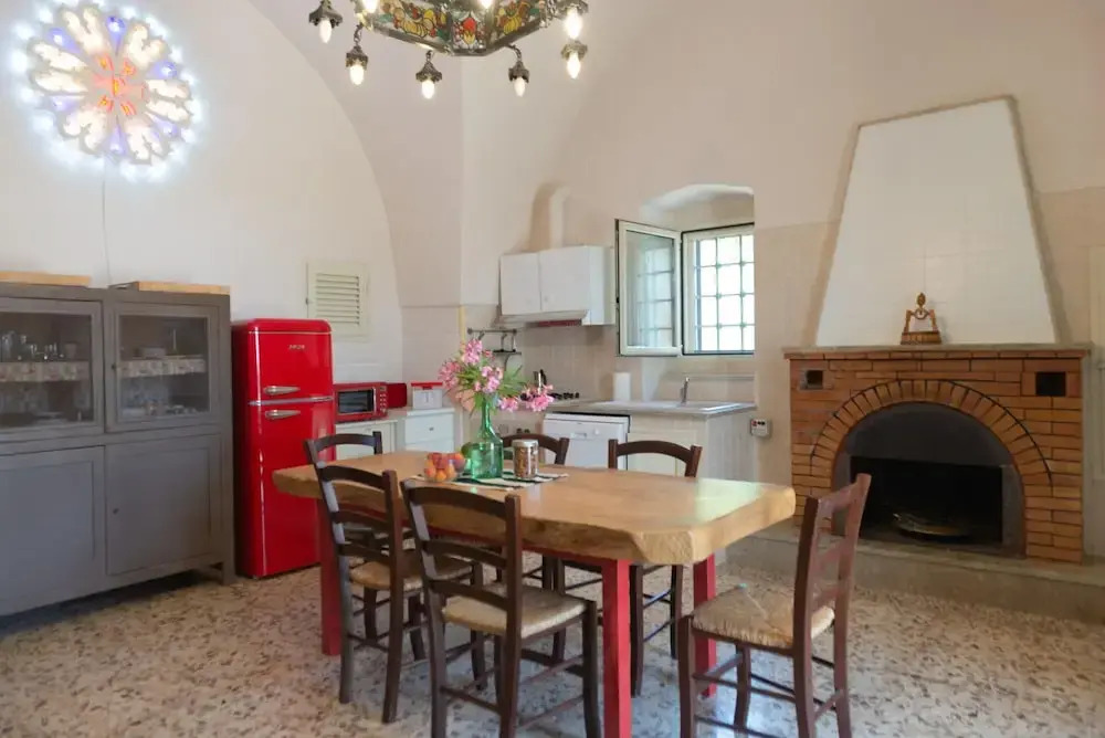 Country House in Puglia With Pool & Pizza Oven