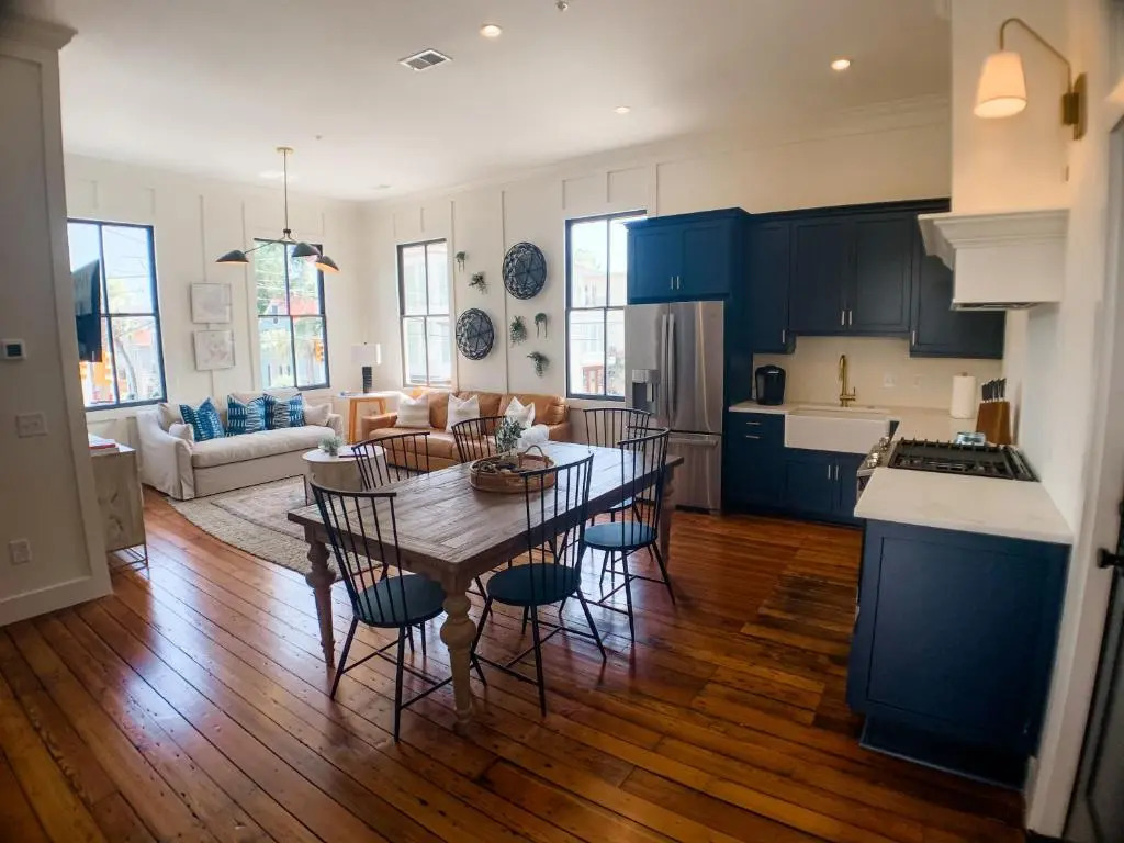 Guesthouse Charleston EAST 46 G and H