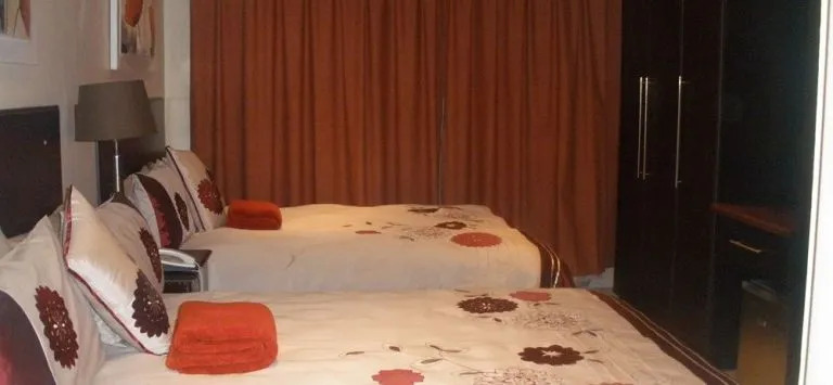 Jay and Bee Guesthouse