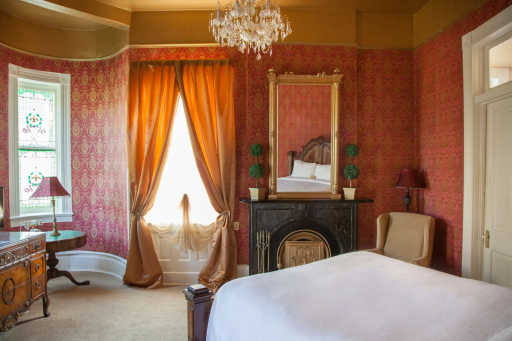 The Cornstalk Hotel
