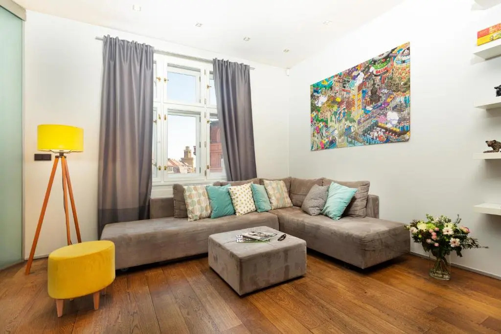 Prague Days - One-bedroom Apartment with Workspace and iMac in Vinohrady