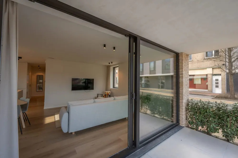 Mistral Modern Appartement in Knokke-heist met 2 Slaapkamers en Terras