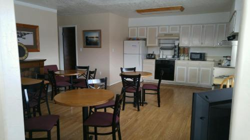 Henrys Fork Inn