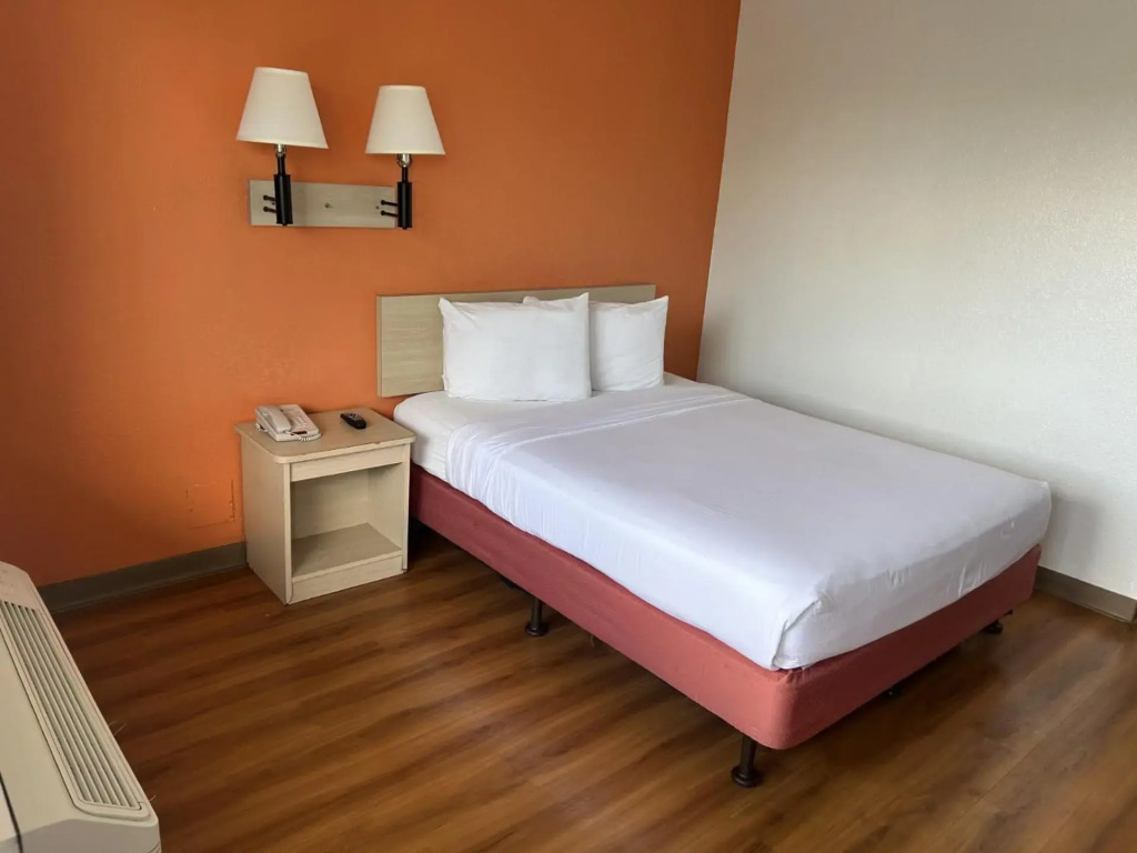 Motel 6-Stanton, CA- Anaheim West