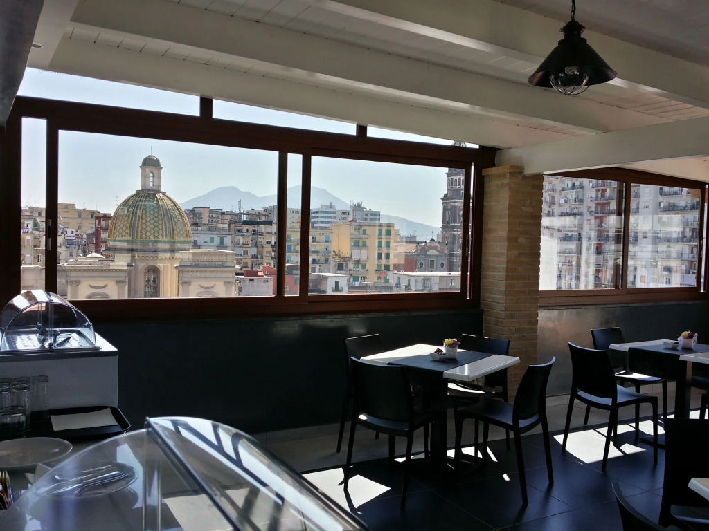 Fly Boutique Hotel