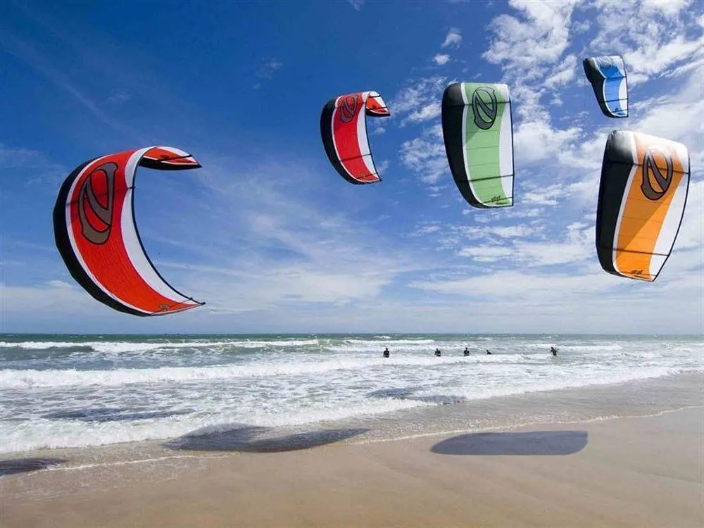 Clandestino Surf Adventure