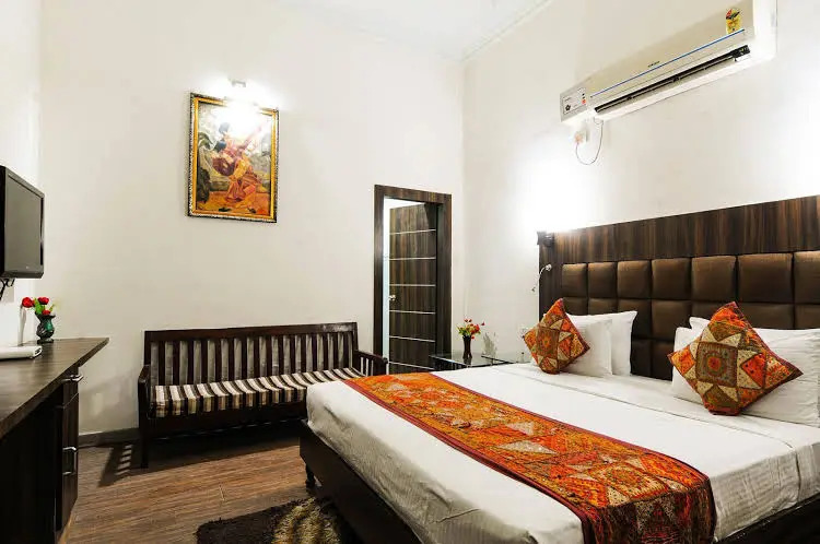 Kingston Home Stay