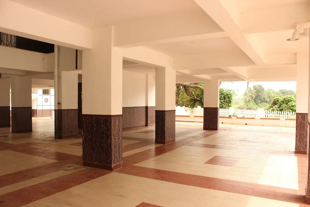 OYO 9889 Home Emblazoned 1 BHK Candolim