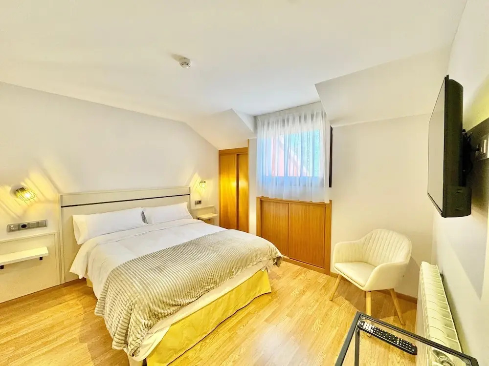 Hotel Ávila Diró