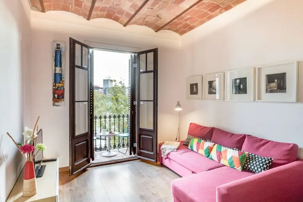 Designer 1 Bed Apartment near Plaza España