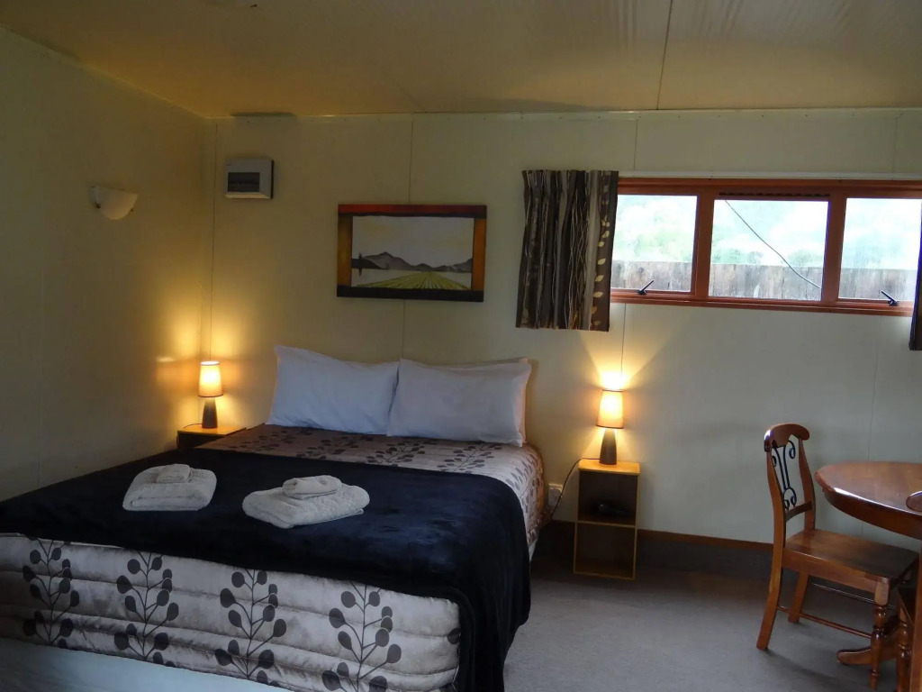 Pictons Waikawa Bay Holiday Park