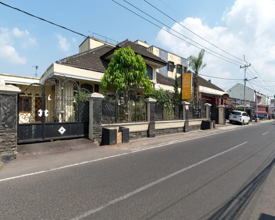 The Arsy Syariah Guest House