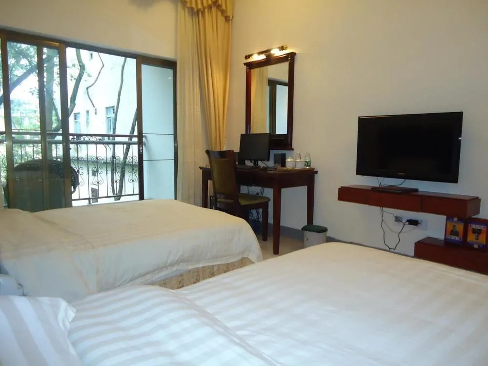 Yinzhan Hot Spring Hotel