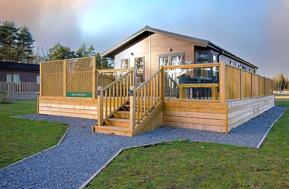 Hollicarrs – Long Lane Lodge