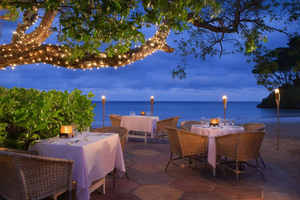 Couples Sans Souci All Inclusive