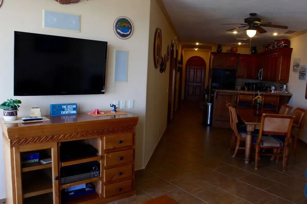 Casa Blanca 2BR CC 405-v by Casago
