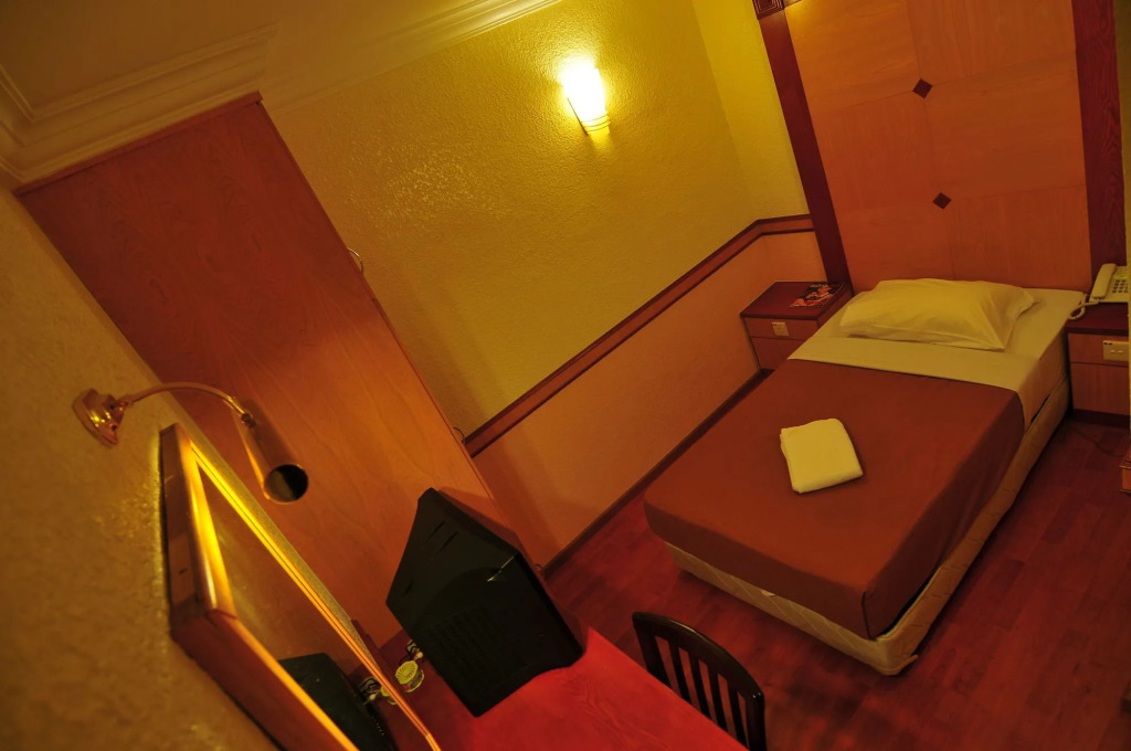 Flora Place Hotel
