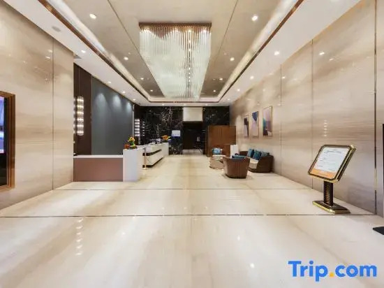 Xing Too Peng Ya Hotel（Buji Da Fen Metro Station Oil Painting Village Store)