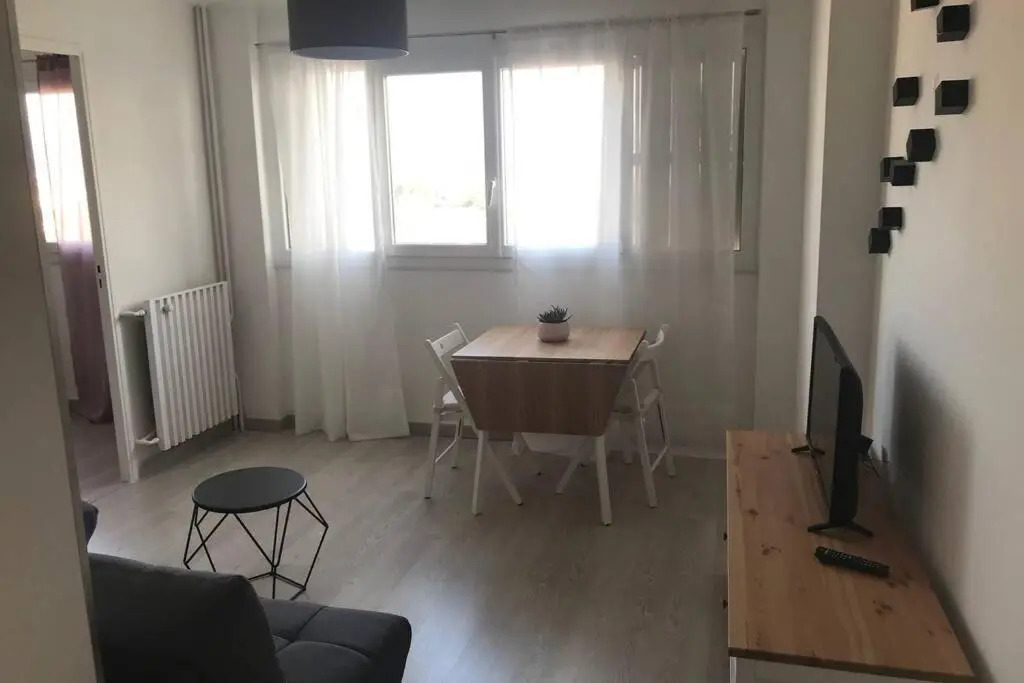Bel appartement T3 Mourillon à 5 min des Plages - vue mer