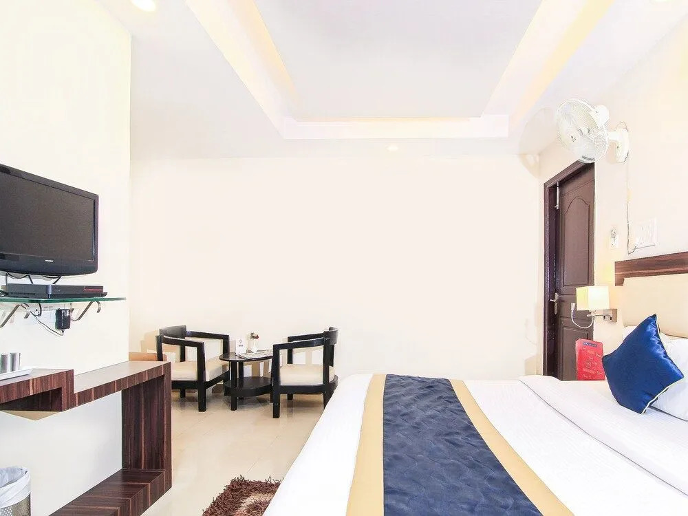OYO 16897 Hotel Shubham Continental