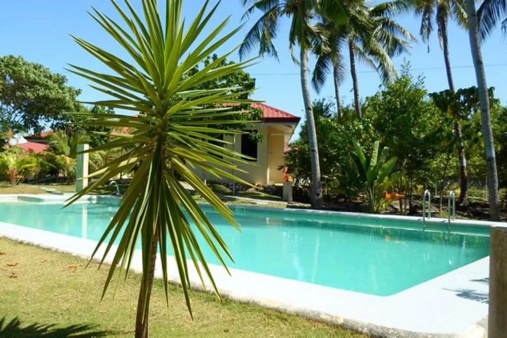 Meili Beach Resort