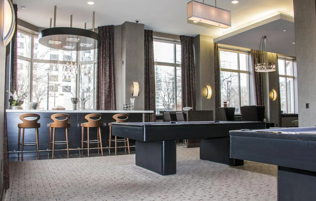 New York Area Modern Suites