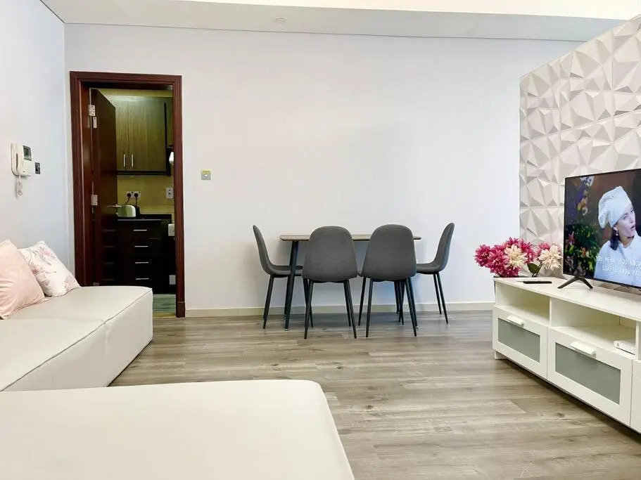 Cozy Upgraded Residential Flat with sea, Mangrove, pool view - Not Hotel - 1203