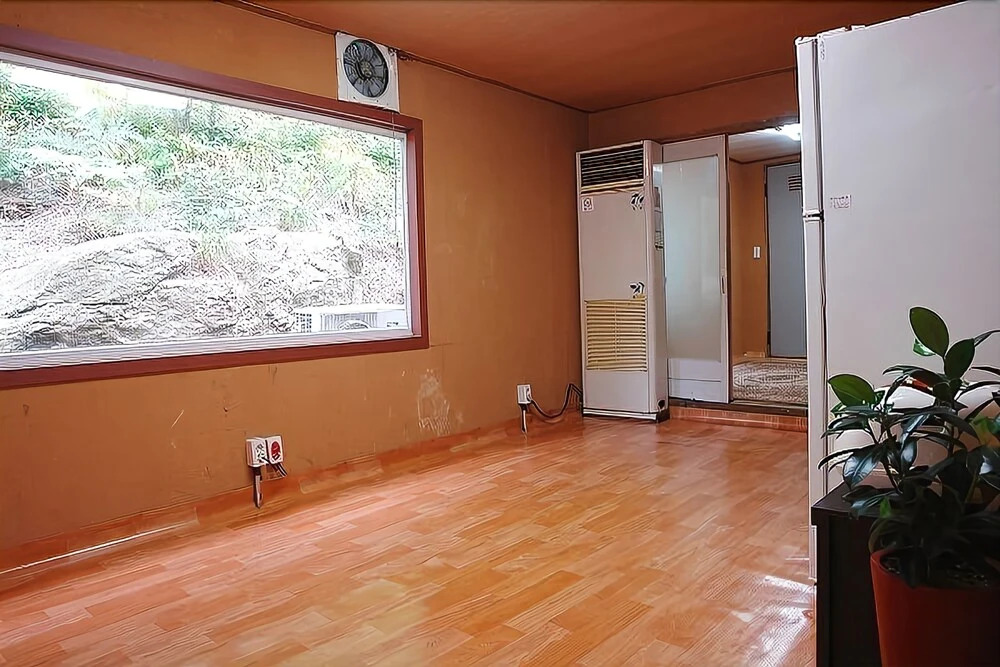 Buan Bbalgan Jibung Pension