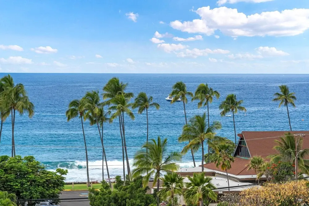 Kailua Village#705