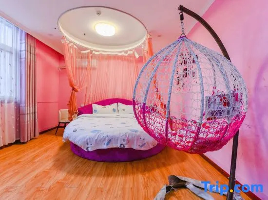 Little Times Boutique Hotel