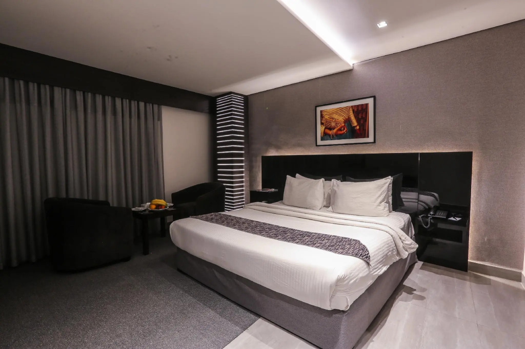 Khuttar Apartment