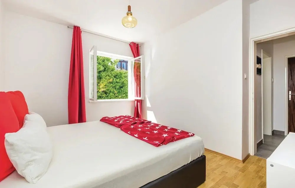 Awesome Home in Banjol With Wifi and 2 Bedrooms